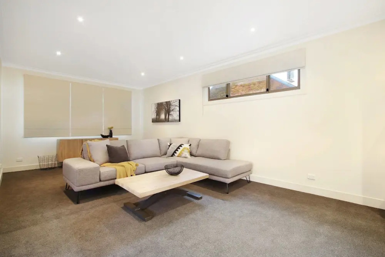 22 Riverside