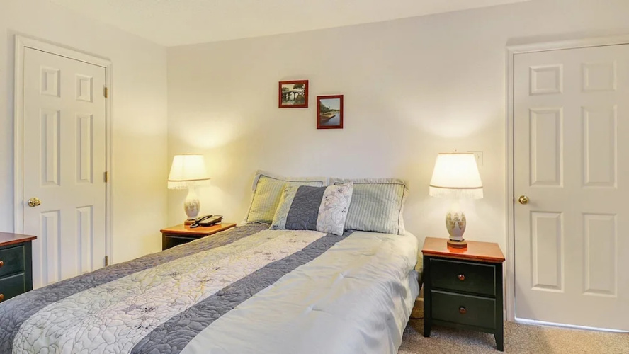 The T House - 5 Br Home