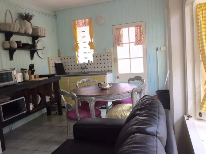 Shiralee Cottage On Minnie