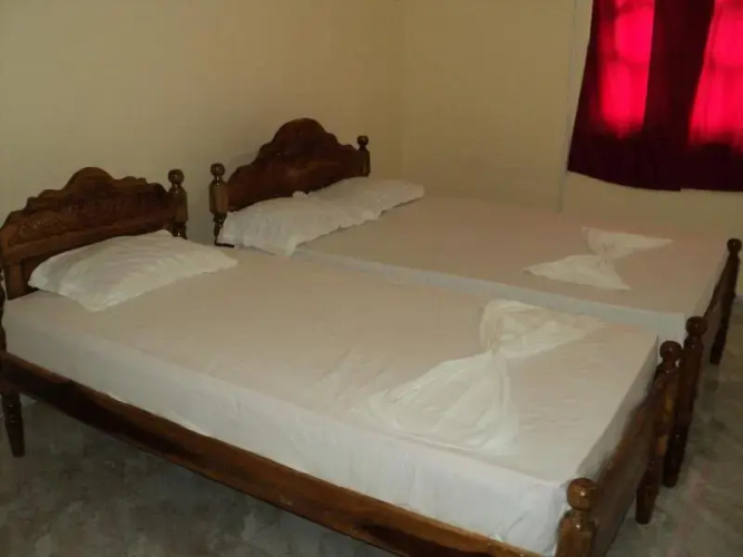 Hotel Ahash