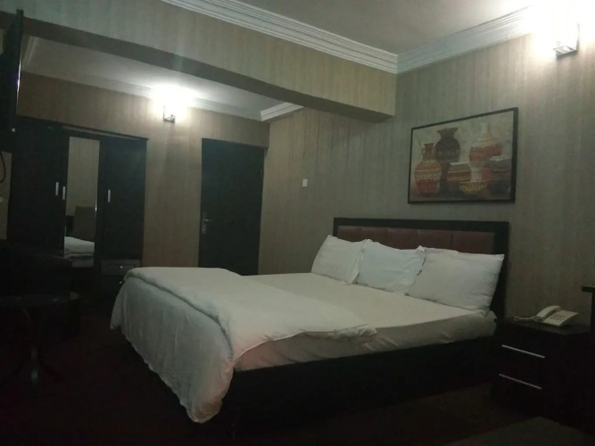 Jat Suites