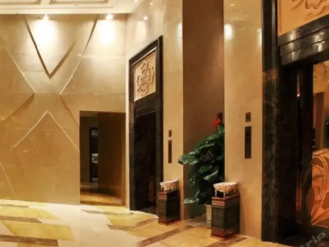 Oriental Shine Hotel