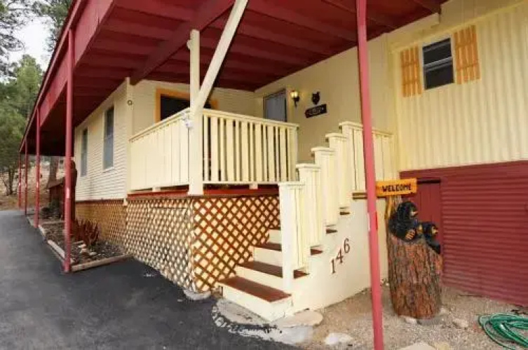 Papa Bears Cabin