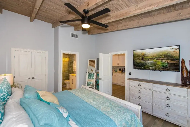 Affinity Oasis - Heated Private Pool, Beach, Cafes 1 Mile Away