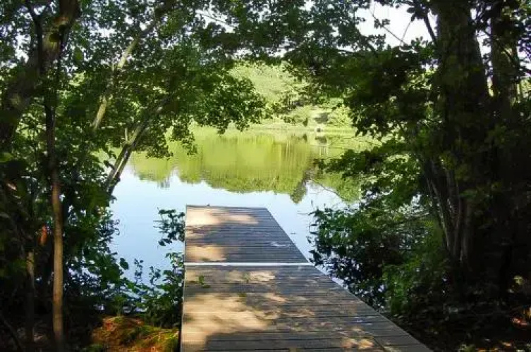 Pond-Front Perfection - 3 Br Home