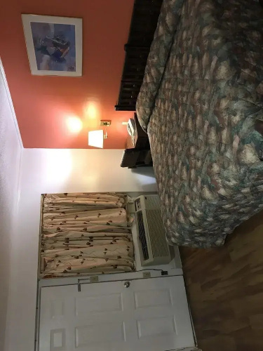 Sunnyside Motel
