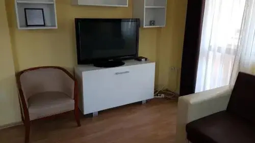 Yana Apartments