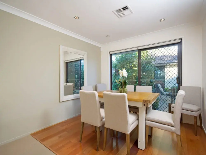 Sea Pearl, 10 Corlette Point Road