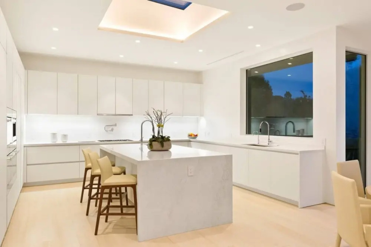 Contemporary Villa