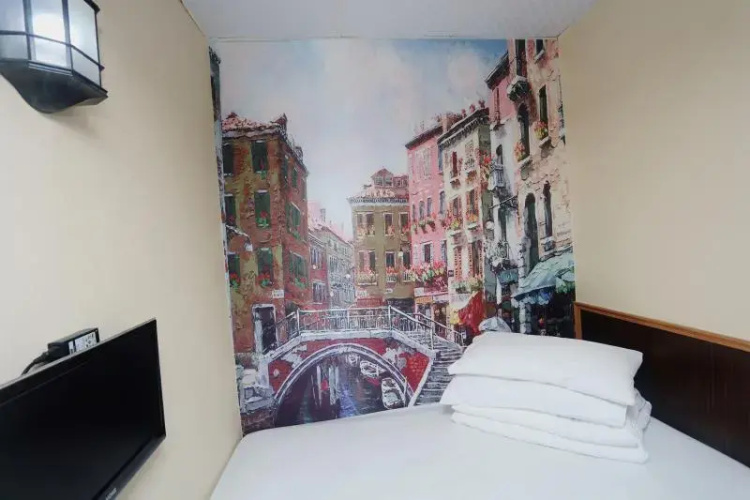 Lucky Comfort Inn