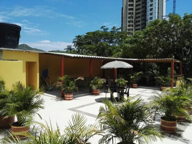 Hostal Etnolounge