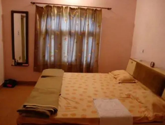 Gemini Inn