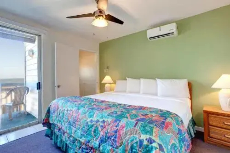 Bahia Mar Condominium 175