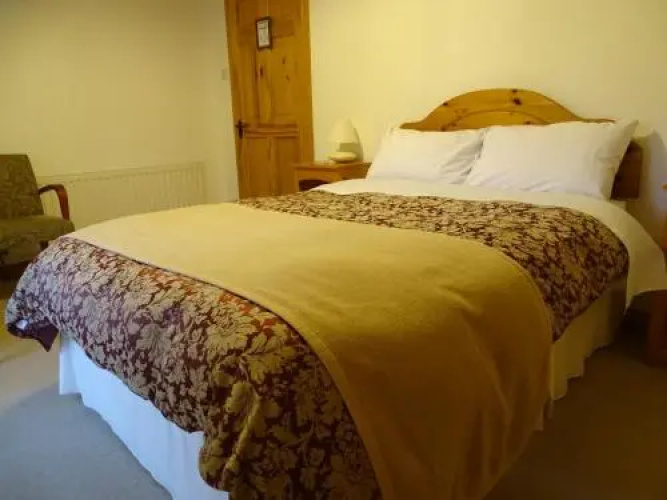 Pinewood Lodge