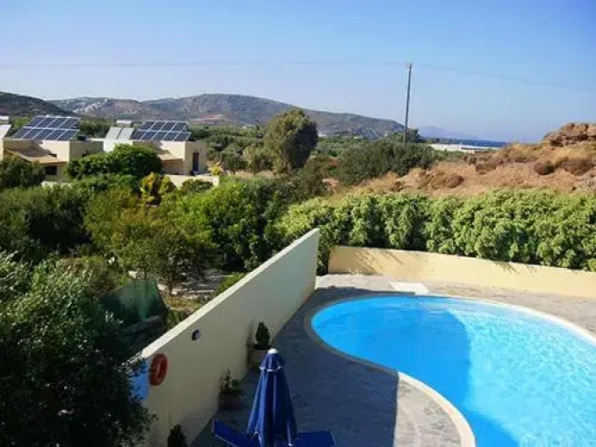 Rousolakos Apartments