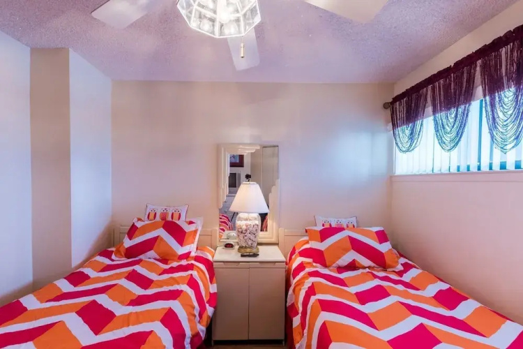 AquaVista West 804 - 2 Br condo by RedAwning