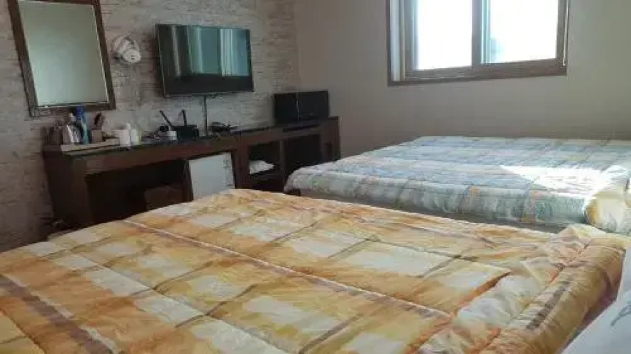 Naro Hotel