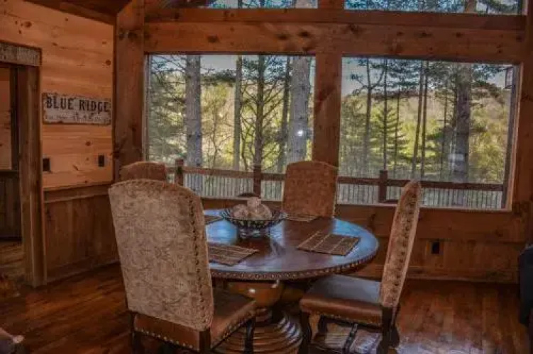 Miss Celies Cabin