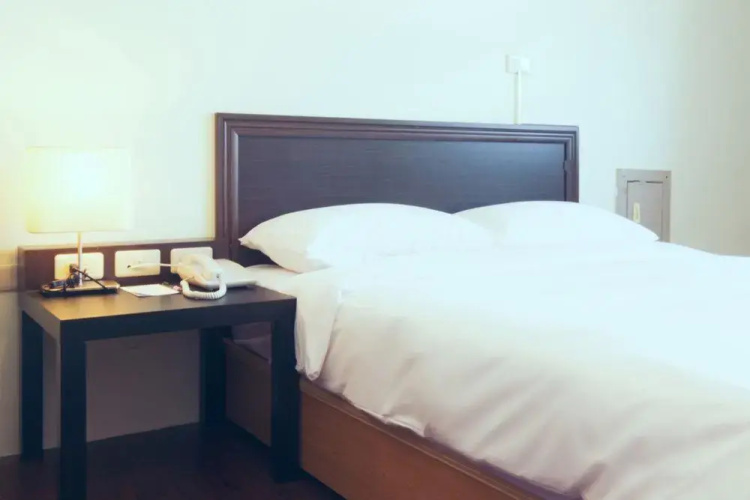 Chichi Hotel