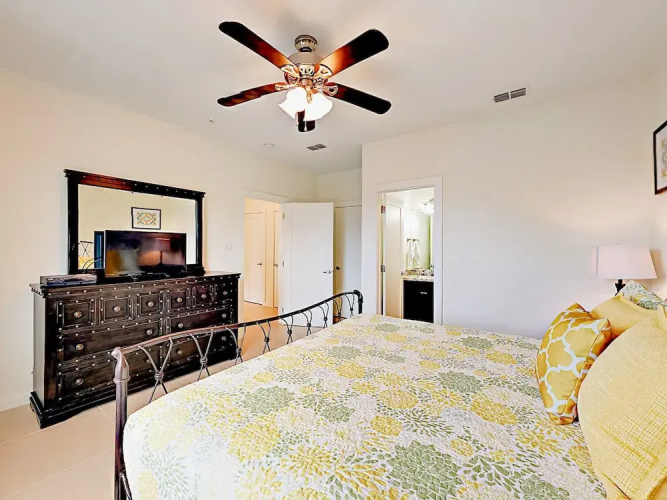 128 E. Amberjack Condo Unit 4