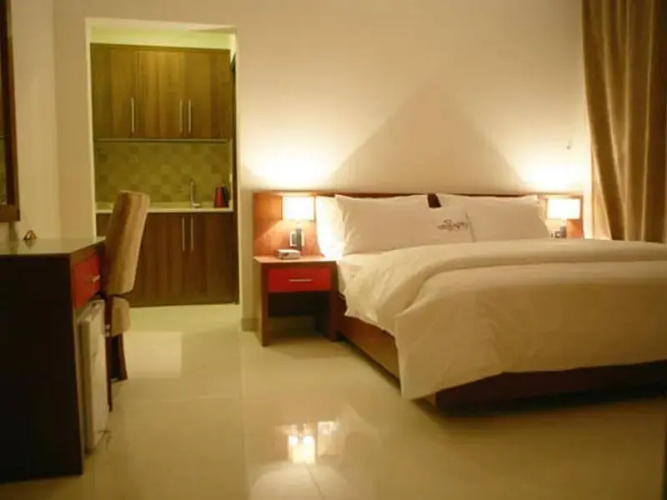 180 Degrees Executive Suites