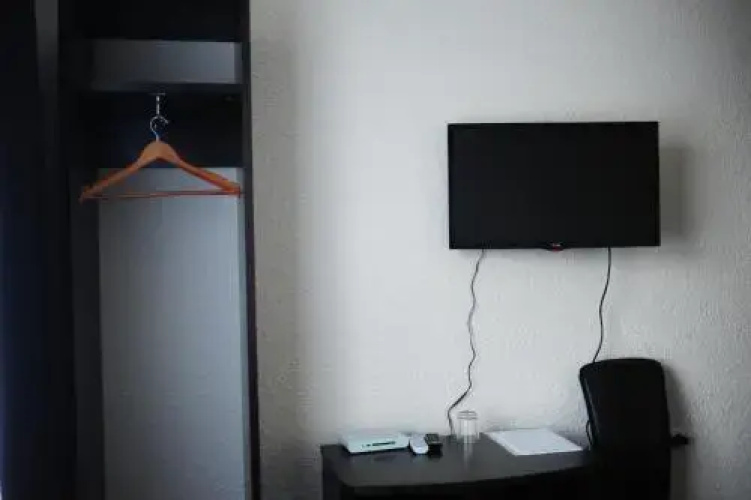 Bona Hotel