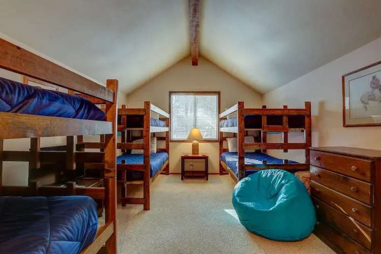3 Jay - 4 Br Home