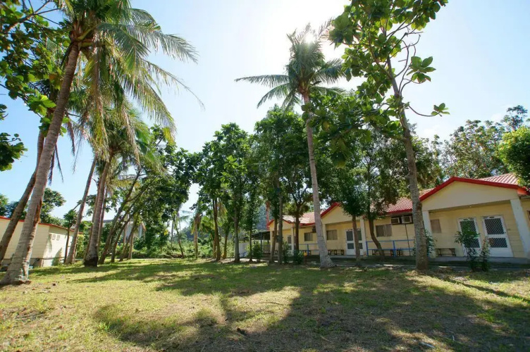 Earth Garden Inn