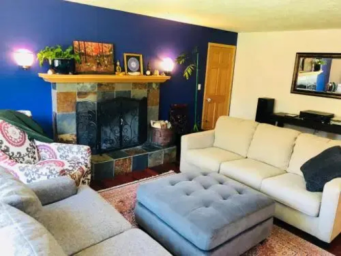 Midtown Bungalow - 3 Br Home