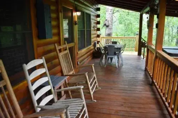 Mountain Lake Hideaway