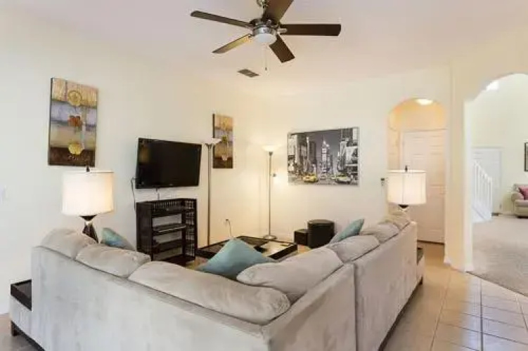Legacy Park Villa 312