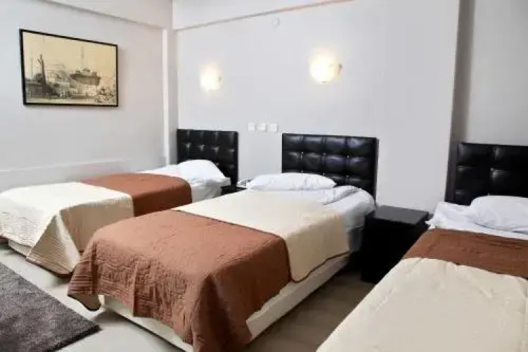 Tanin Hotel