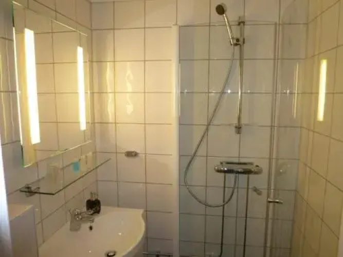 Djupvasshytta