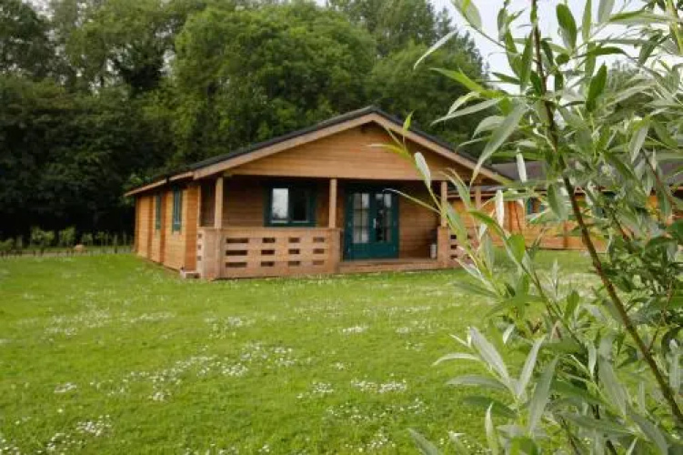 Lake Pochard Holiday Lodges