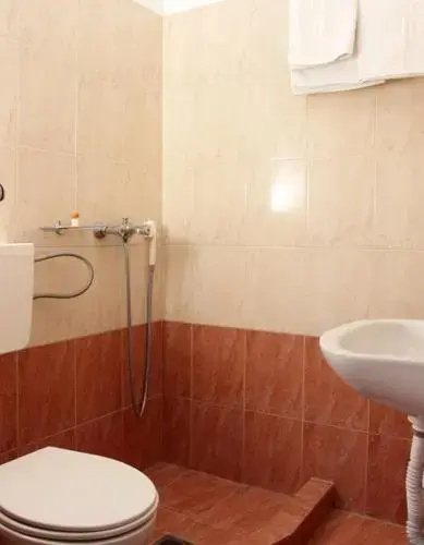 Noni Rooms