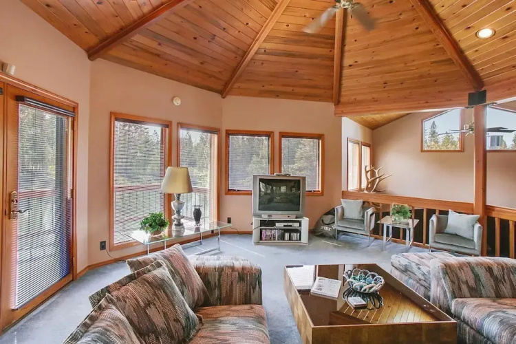 Big River Hideaway