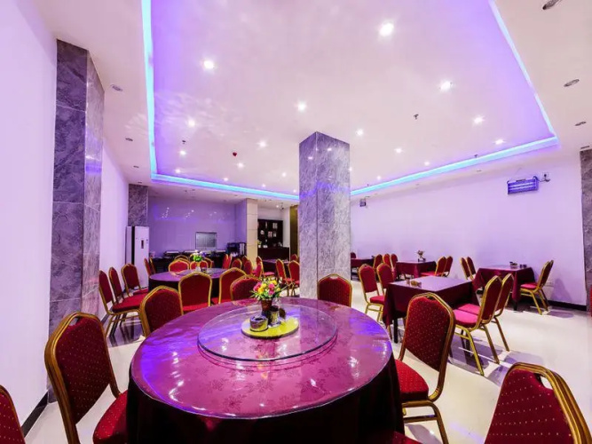 Shangpin Holiday Inn
