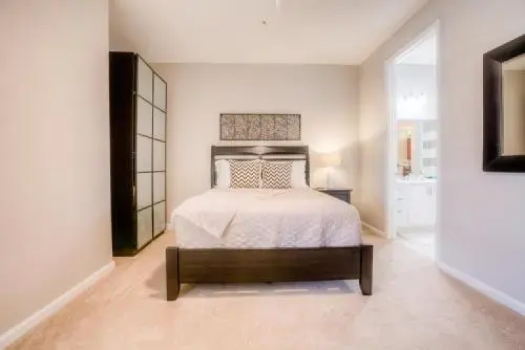 Lake View Penthouse Loft