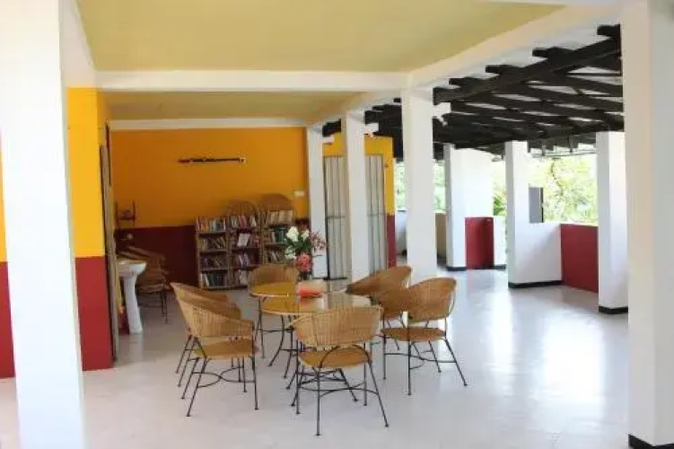 A-Prima Hotel