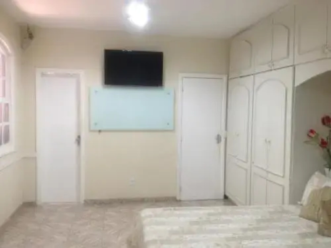 Angra English Suites