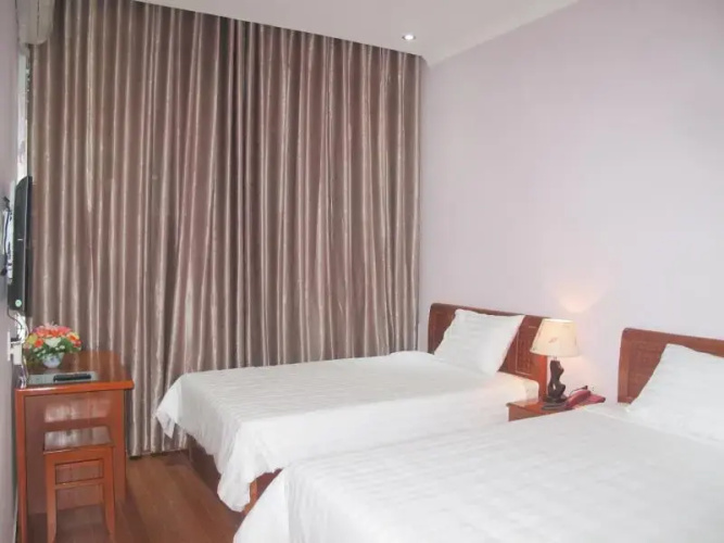 Queen Hotel Ha Long