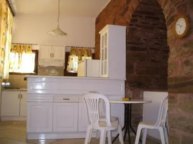Fani Rooms