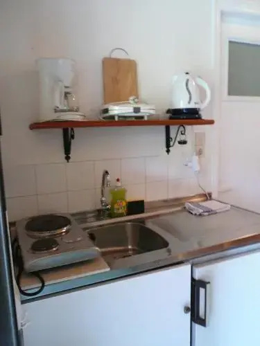 Athina Apartments