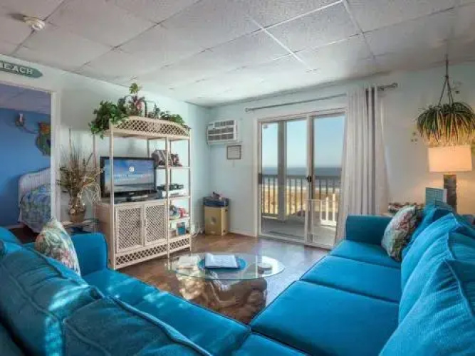 46th St Windjammer 309 1Br Condo