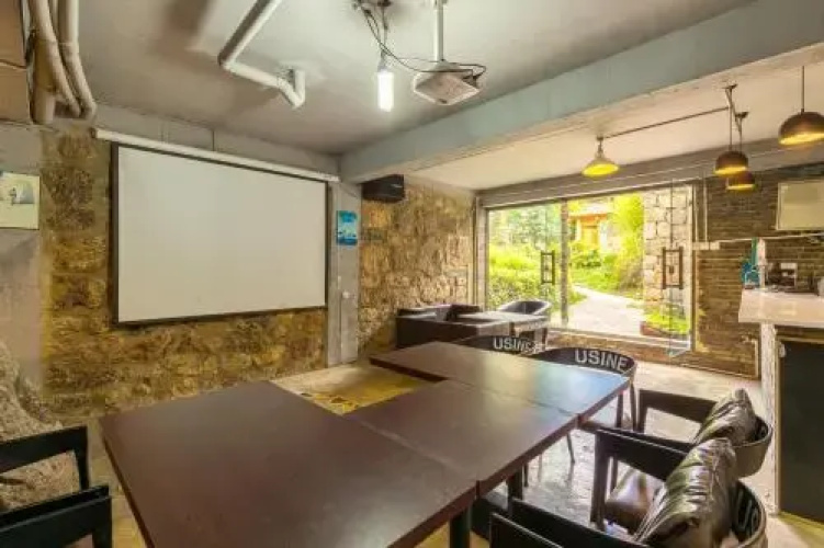 Adonis Inn Lijiang