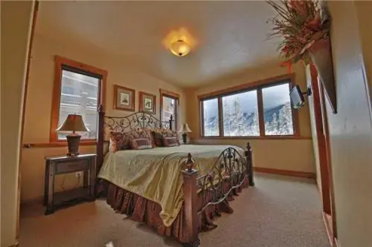 Dreamcatcher 9A - 4 Br House