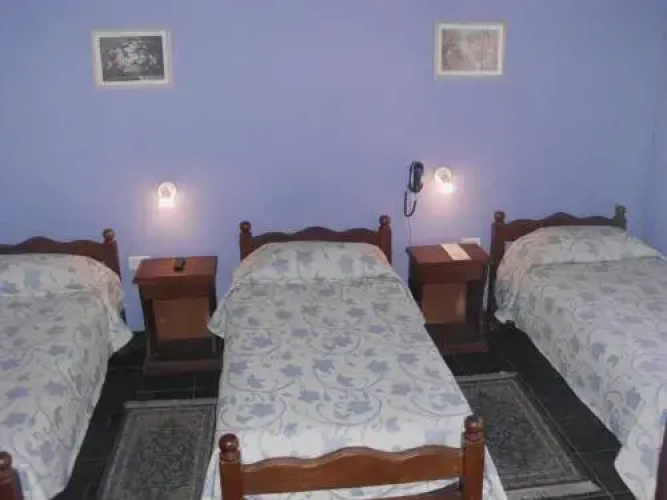 Dennisse Hotel