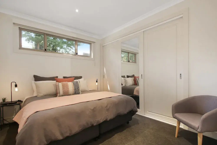 22 Riverside