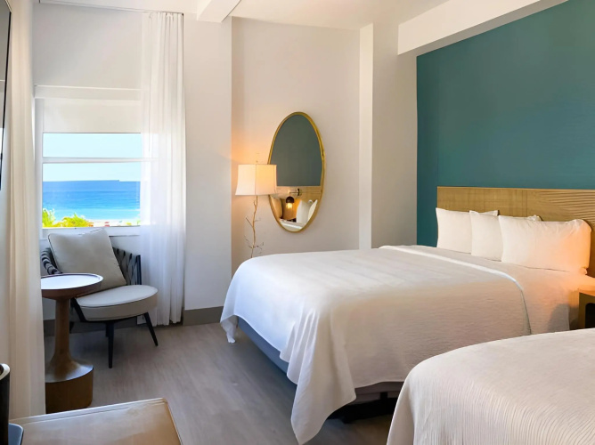 Marseilles Beachfront Hotel