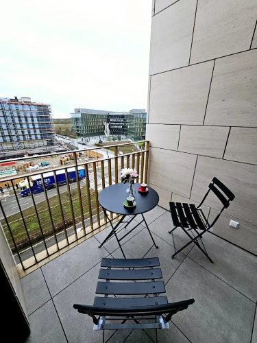 Comfy one bedroom with parking&balcony